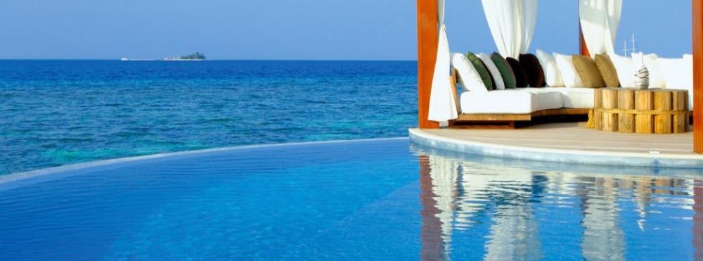 Hotel piscina day use hotels accogliente con i rivestimenti giusti