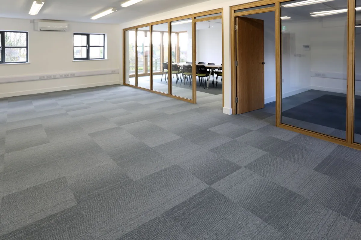 Moquette in quadrotte per pavimentazioni interne
