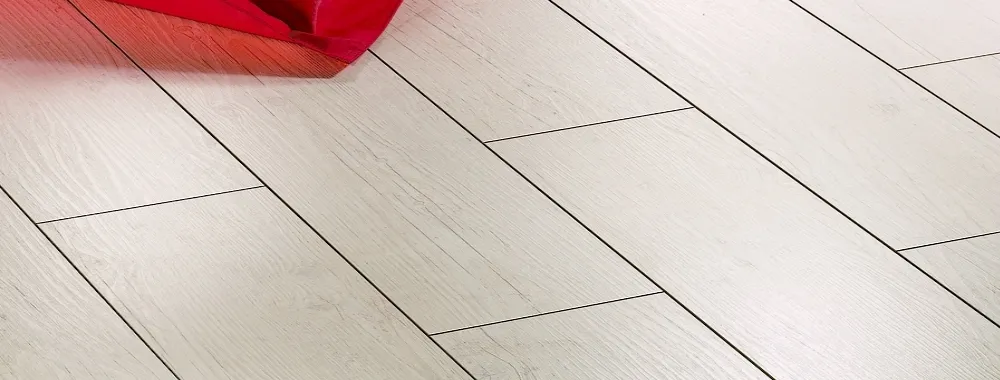 Pavimento in laminato Rovere sbiancato Pavimento rovere sbiancato in laminato