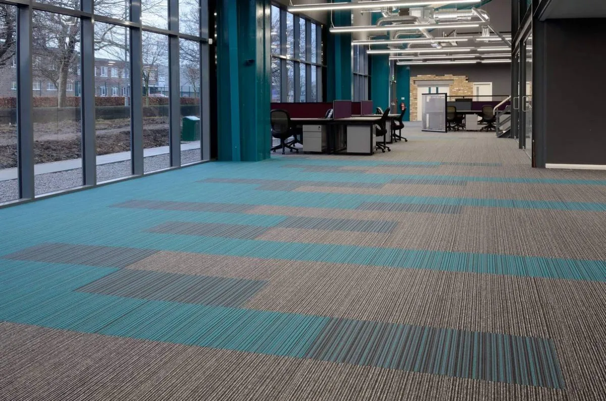 MOQUETTE | Pavimento moquette in piastrelle