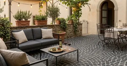 PORFIDO EVENTI | Moquette per fiere ed eventi
