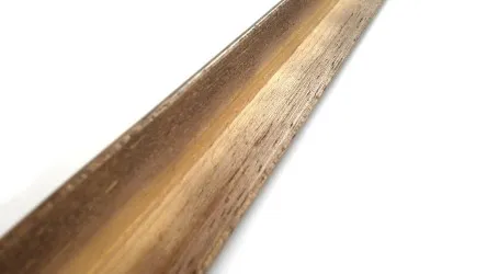 Angolare paraspigoli in legno