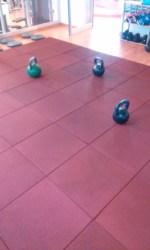 Pavimento antiurto palestra in gomma rossa - Crossfit Tiles e Gym
