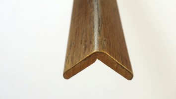 ASTE e PROFILI | angolari in legno per pareti