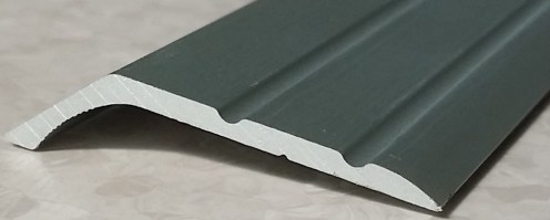 PROFILO 7F | Alluminio zigrinato forato per pavimenti e scale